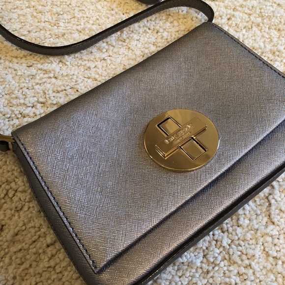 Kate Spade Purse - Picture 1 of 3